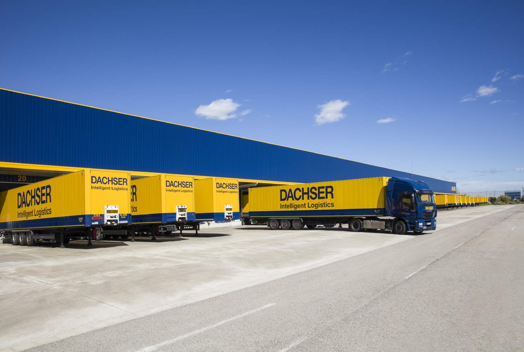 Dachser is enhancing its door-to-door service in Brazil. 