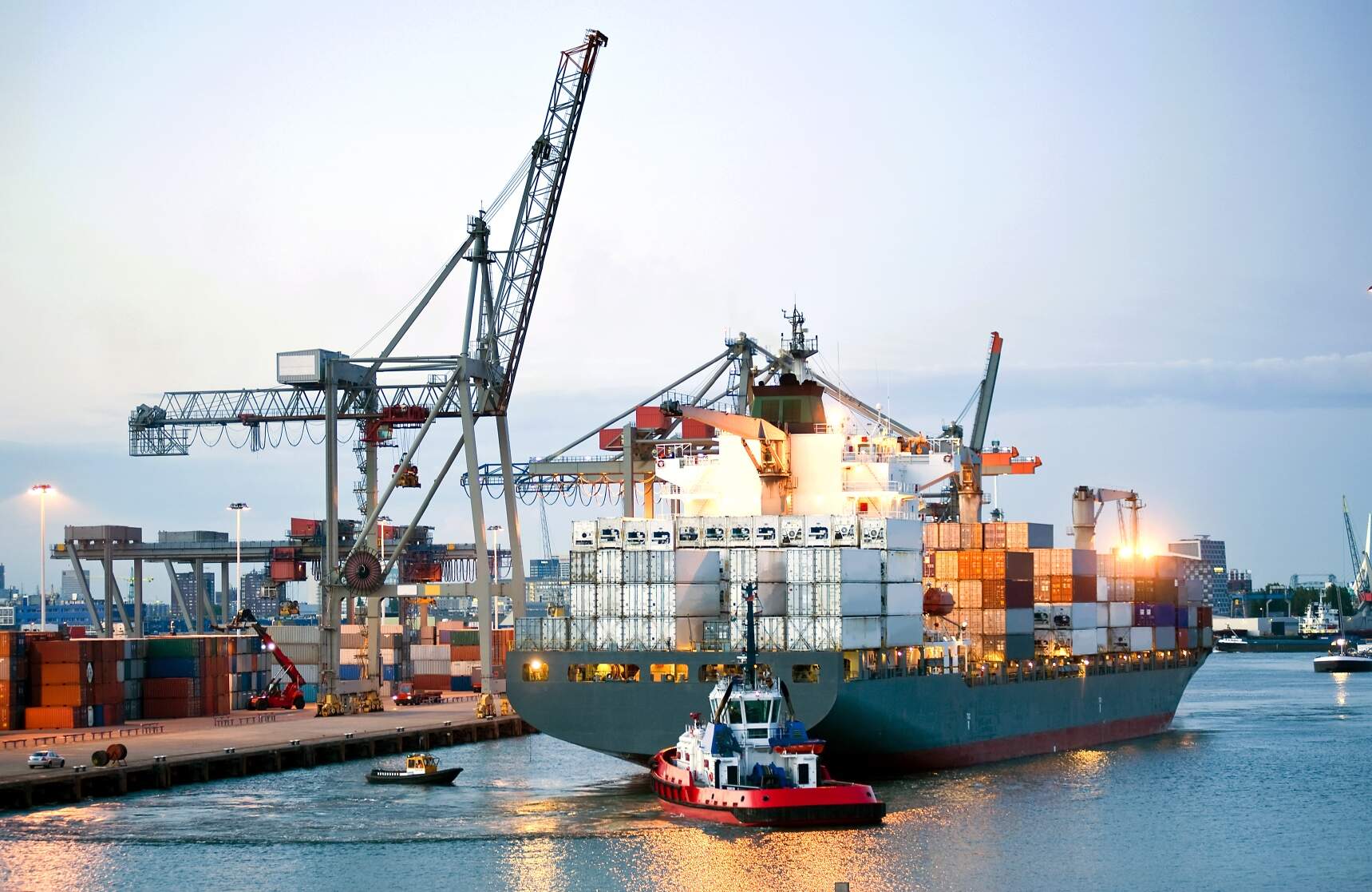 Comprehensive logistics services that pay attention to every detail Comprehensive logistics services that pay attention to every detail