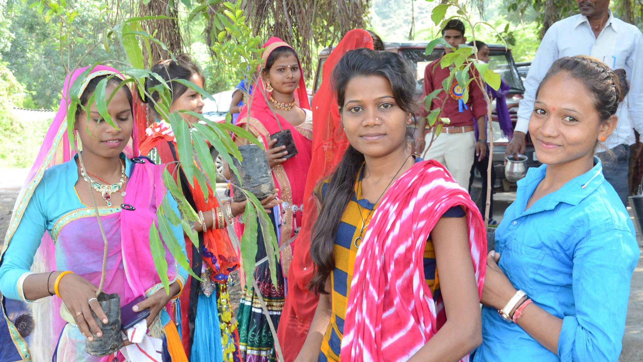 With grassroots projects, DACHSER and terre des hommes are committed to strengthening human rights and a clean environment in India. With grassroots projects, DACHSER and terre des hommes are committed to strengthening human rights and a clean environment in India.