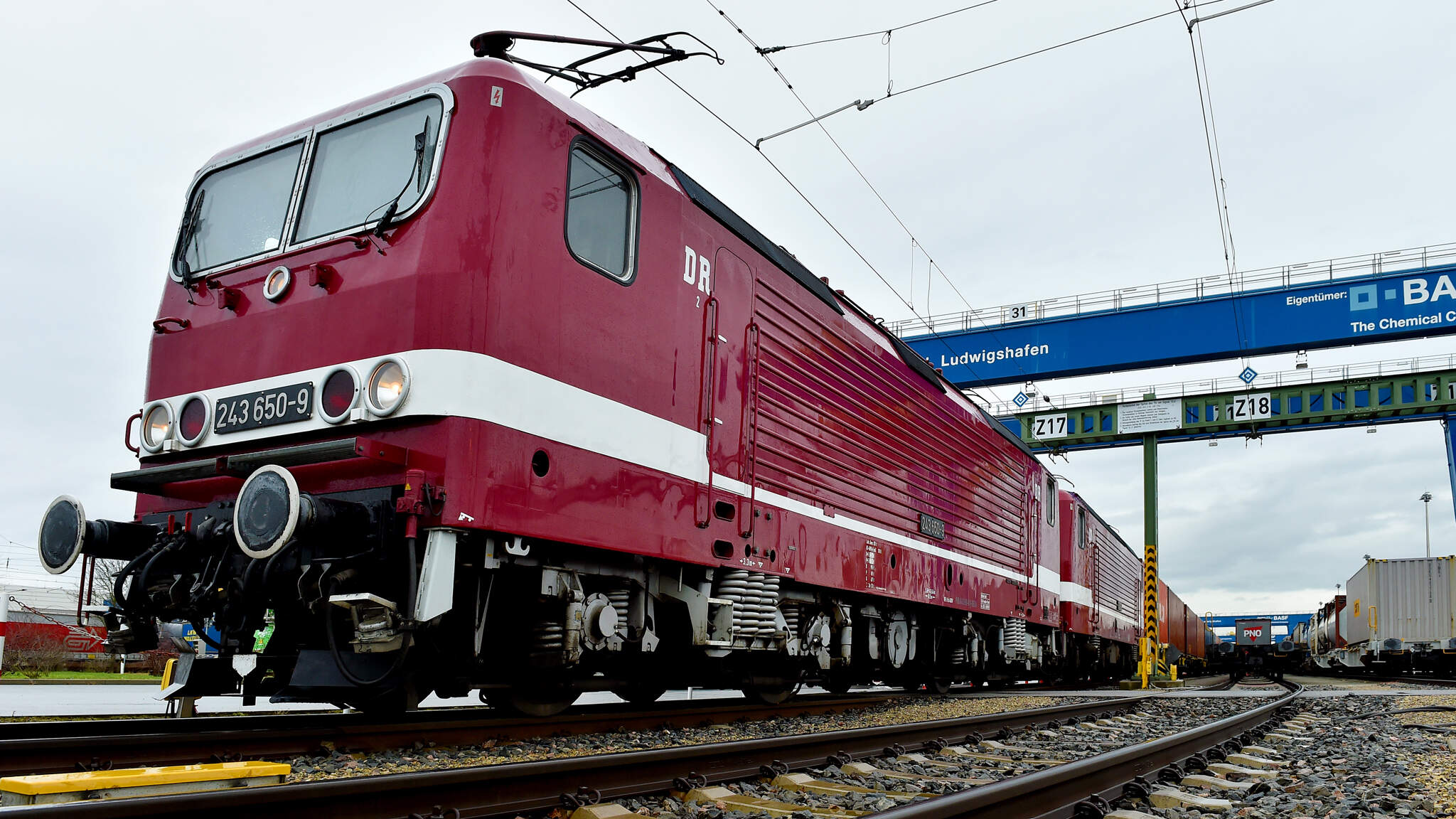 Block train along the New Silk Road