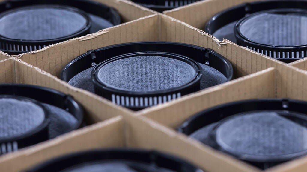 Camfil, the world’s leading supplier of air filters and air filtration systems, supplies smart filter solutions to improve indoor air quality for people and machines. Camfil, the world’s leading supplier of air filters and air filtration systems, supplies smart filter solutions to improve indoor air quality for people and machines.