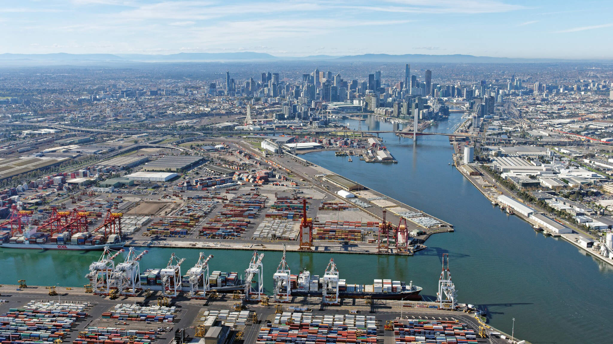 DACHSER has acquired ACA International headquartered in Melbourne, Australia. DACHSER has acquired ACA International headquartered in Melbourne, Australia.