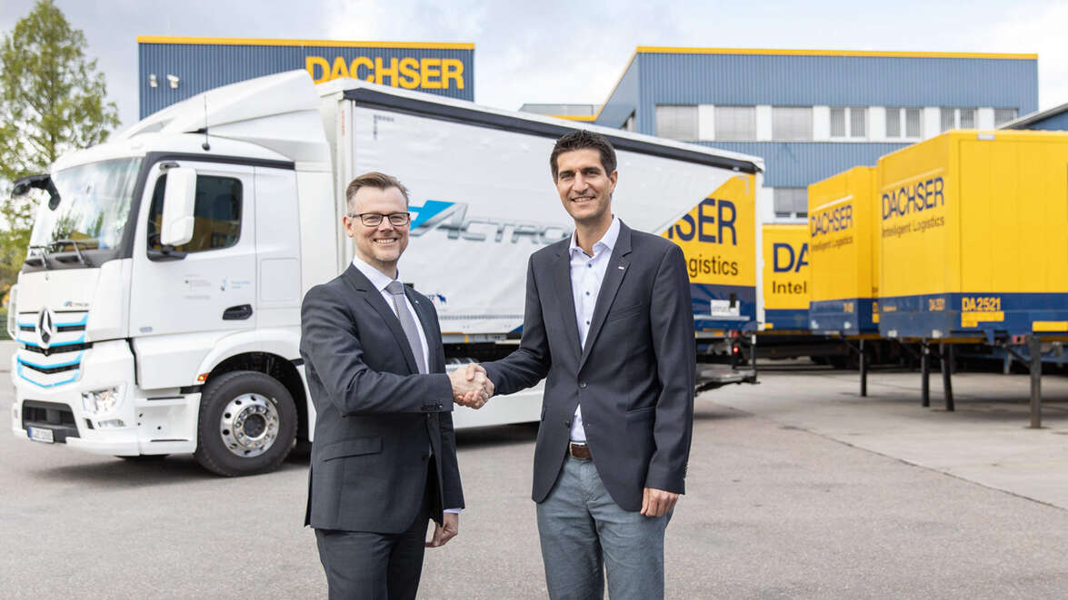 DACHSER launches test operations with Mercedes-Benz eActros